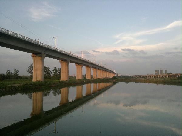 成渝鐵路采用松夏<a href='http://www.playapuntapopy.com/' target='_blank'><u>空氣彈簧</u></a>